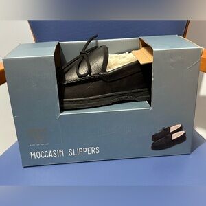 New Wayland Square Black Moccasin Slippers for Men, L(9-10)